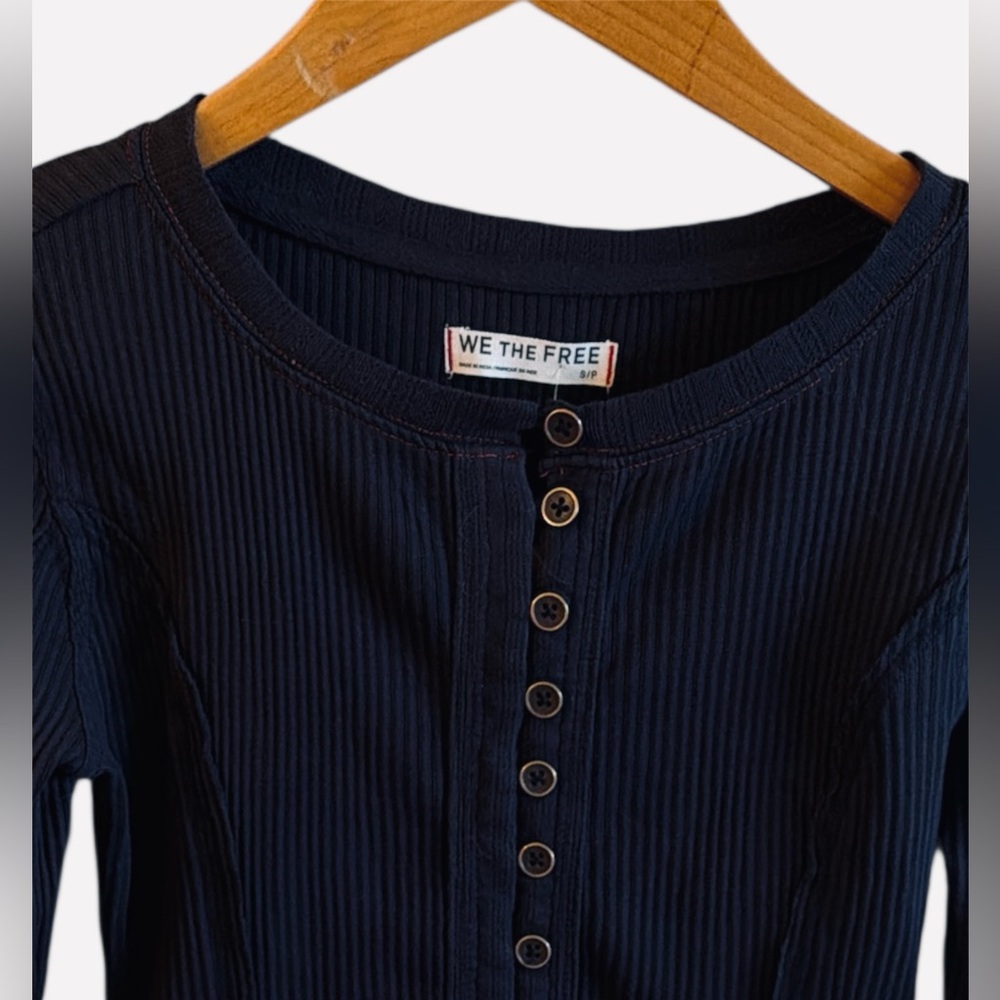 Free People We The Free Daria Cuff Cardi Size Small Black With Red Hearts NEW - Picture 5 of 14